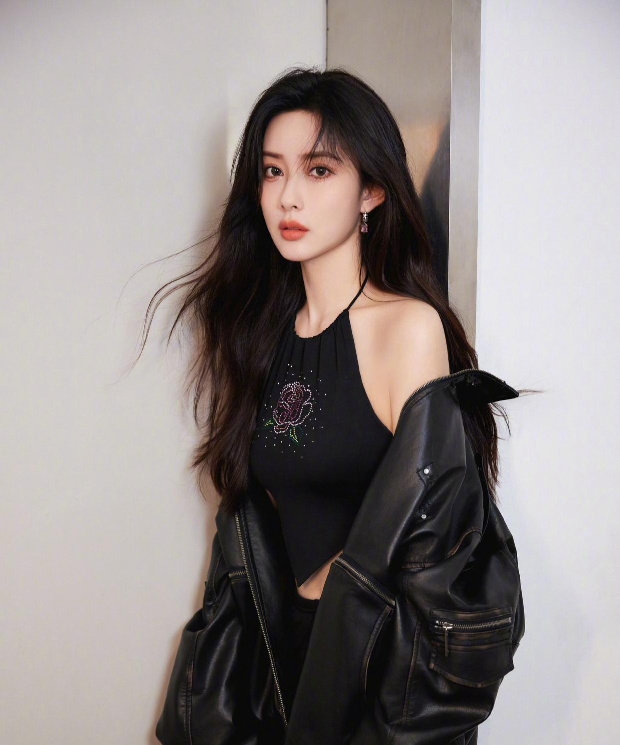 家人们,孟子义真的超绝!每次一亮相,都能让人眼前一亮