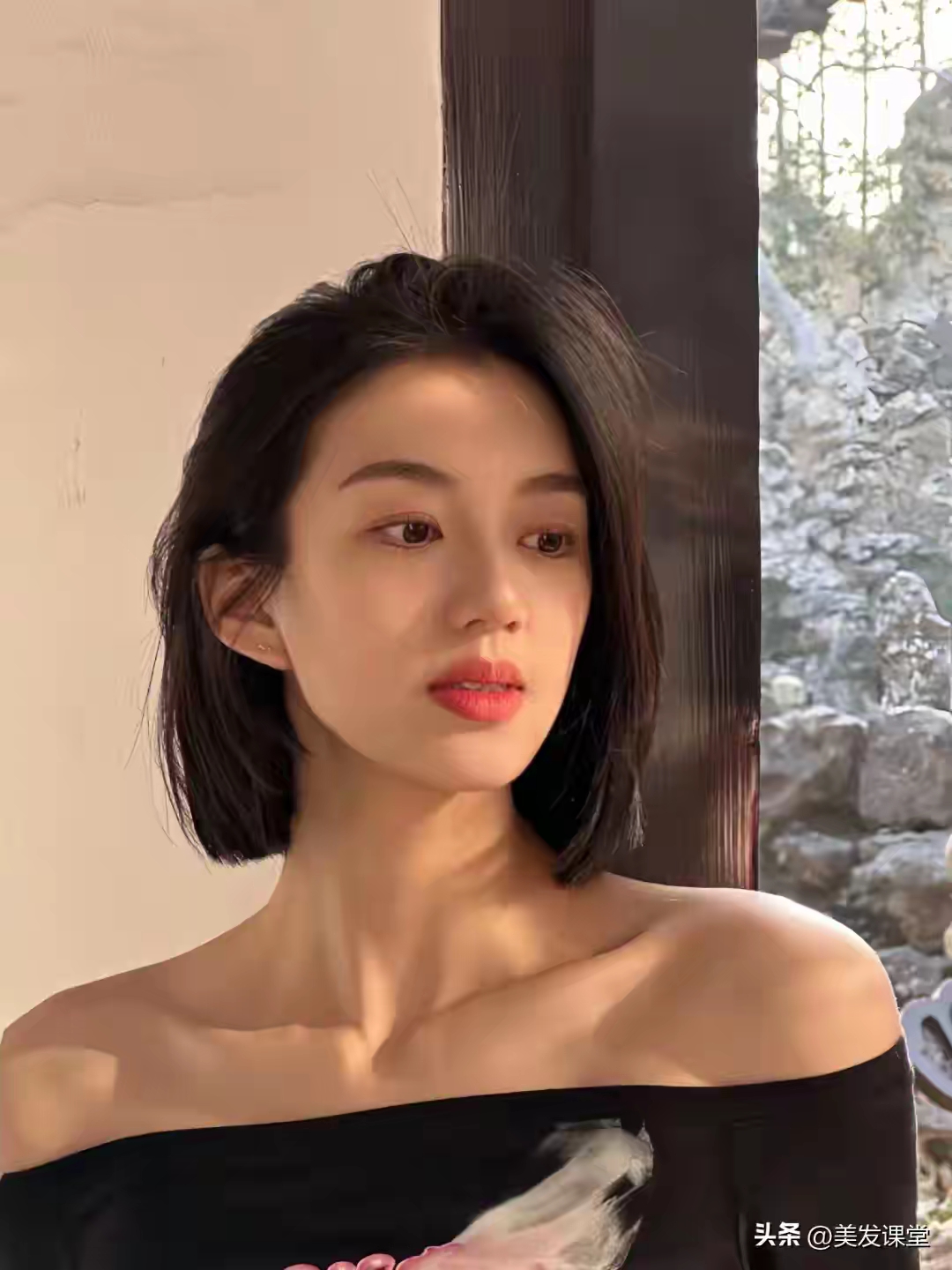温柔感波波头短发既显脸小又温柔减龄真的超级百搭随手拍春天