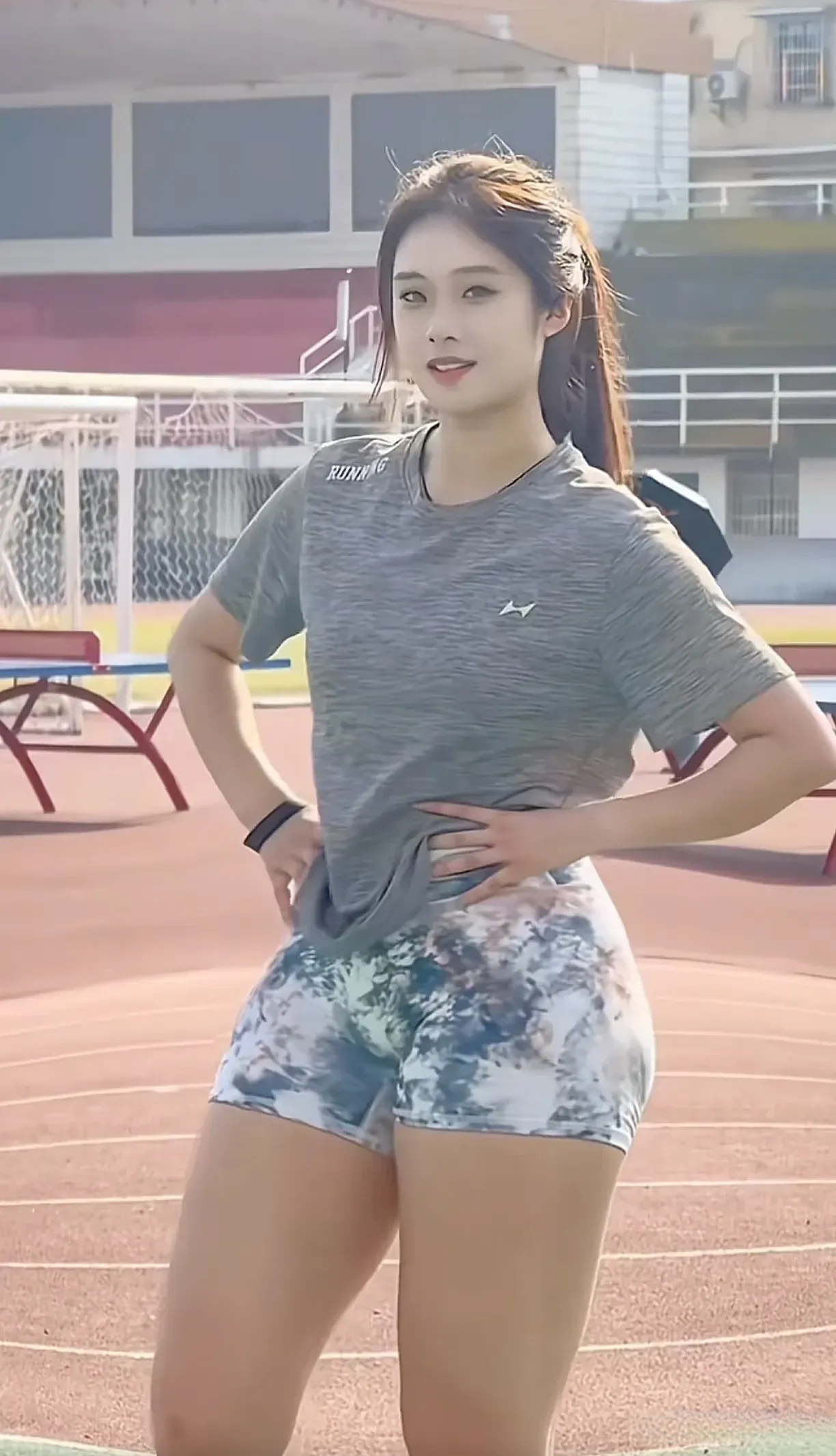 员的腿任娇参加跑男的图片短跑运动员肌肉美女跑步女运动员腿运动员腿