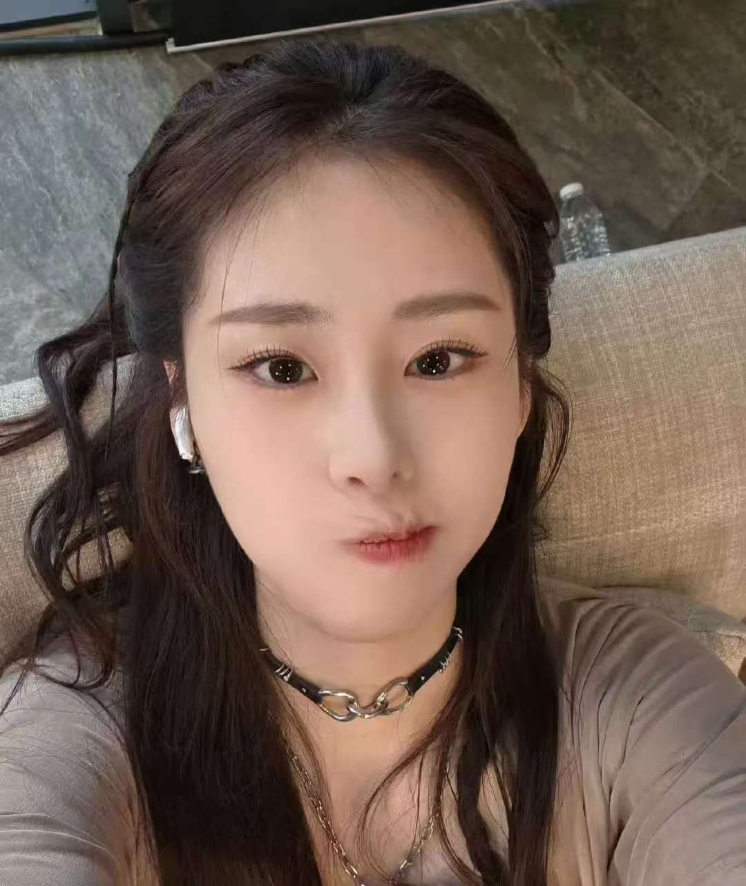 曾经在好声音舞台上那个青春可爱心无城府的张碧晨怎么变成了这样