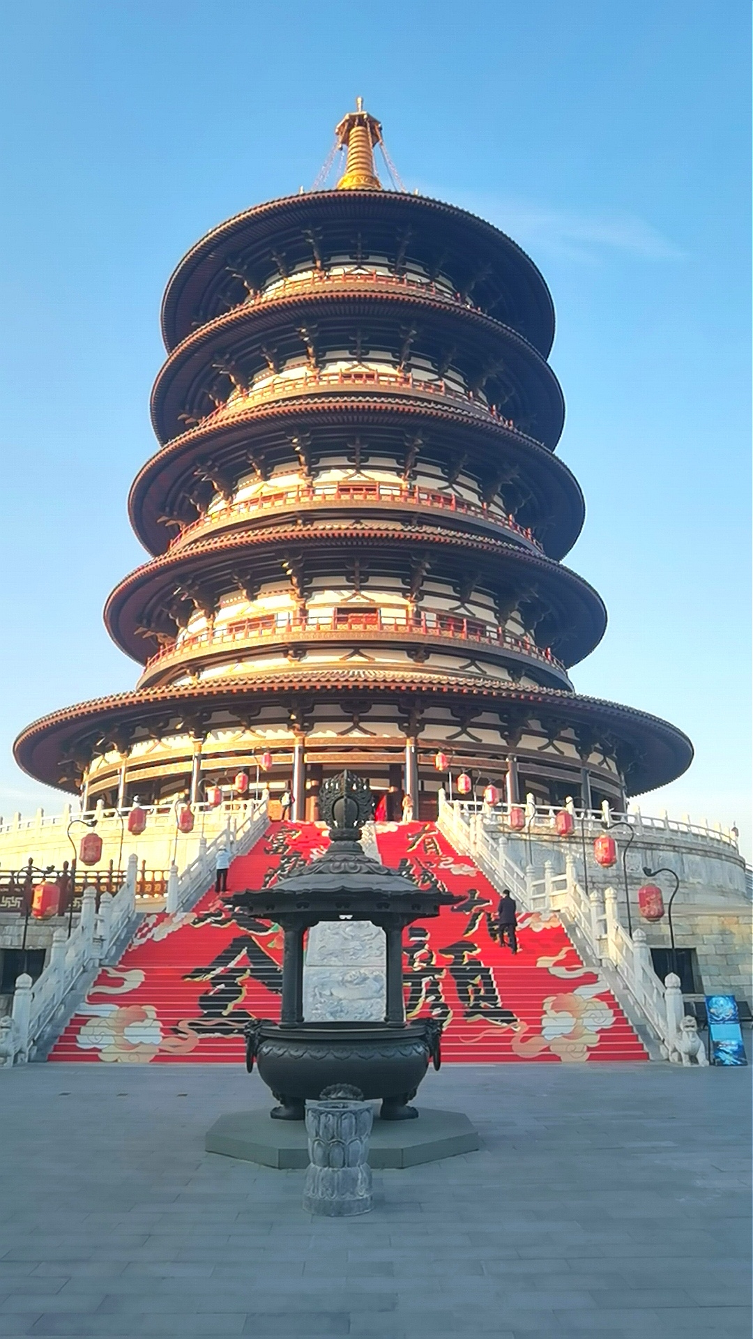 追年地图# 金阳洒进洛阳天堂,美得一塌糊涂,天堂容光,还标上了节日的