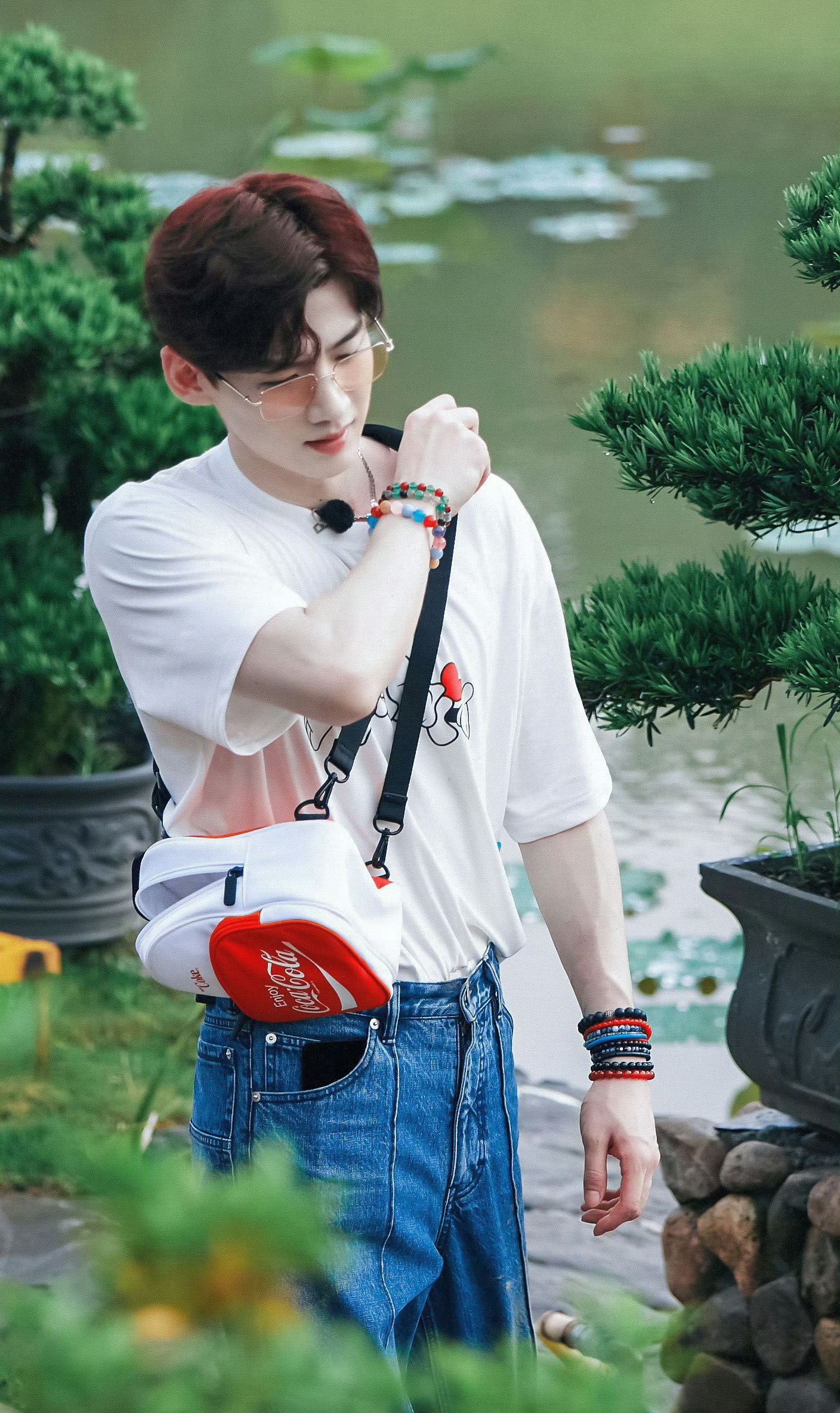 难道白敬亭和章若楠的姻缘是这些手串求来的?