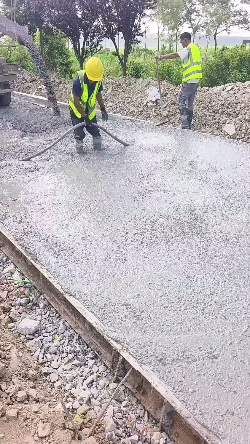 和田公路工程：打造绿色生态交通走廊