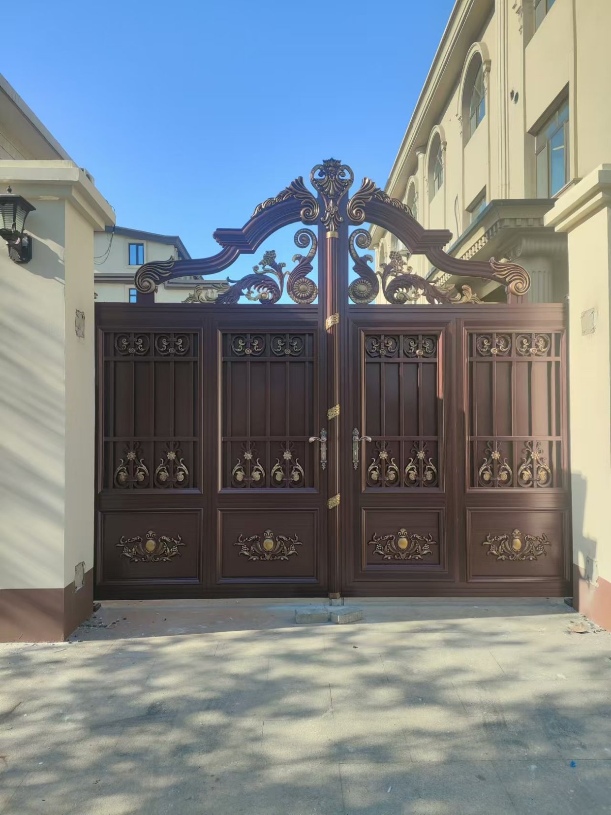 天津铝艺别墅门庭院门,专业生产厂家