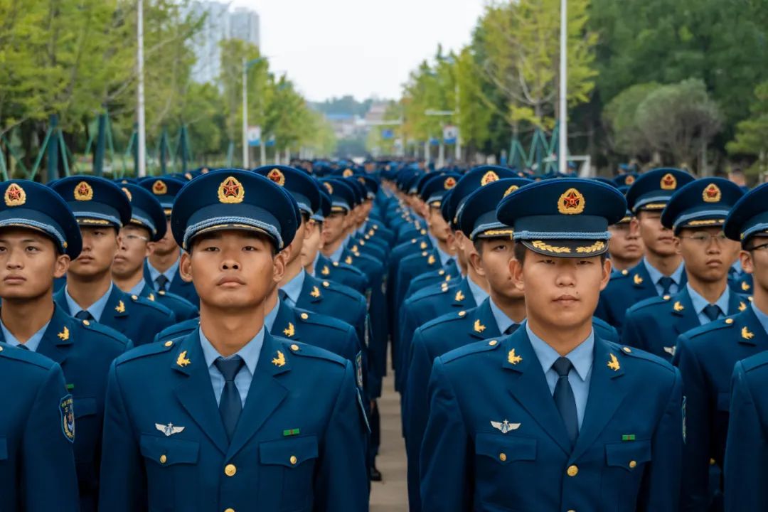 新兵管老兵叫"班长",为什么?