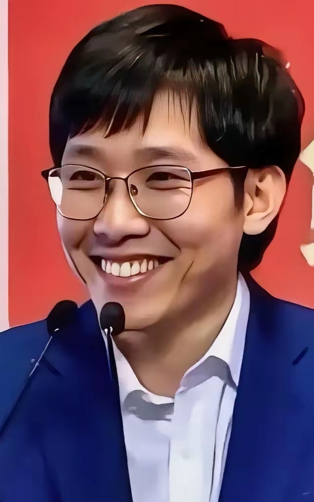 把五星红旗焊进底层代码里!