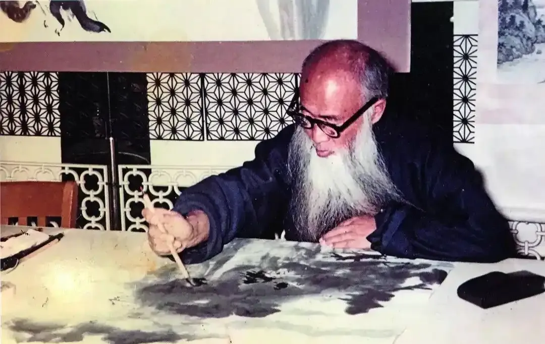 他的遗嘱很快在报纸公布,令人惊讶的是,张大千将遗产分为了16份,其中