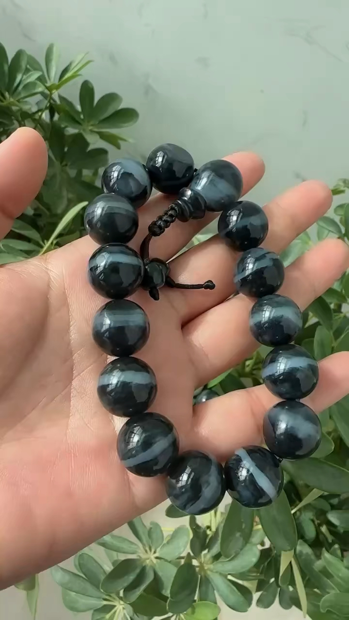 和田玉籽料青花一线天手串