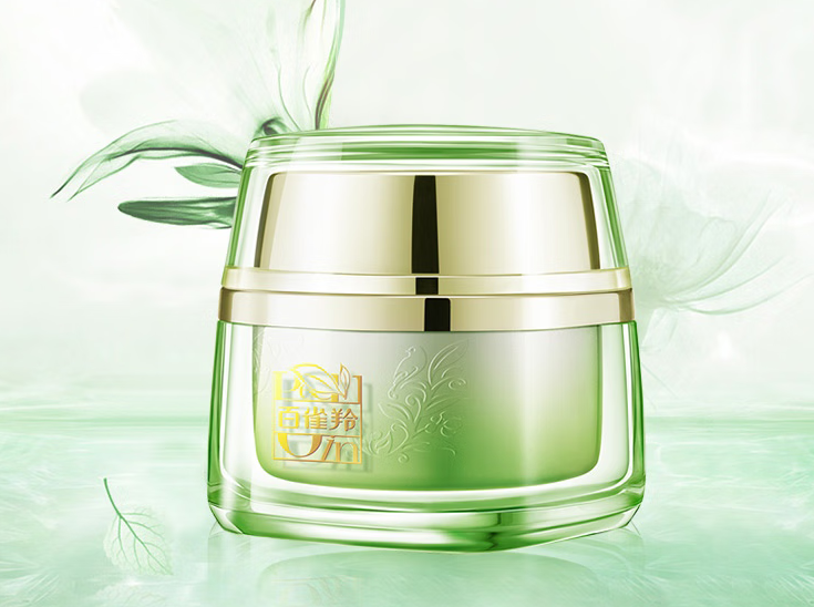 百雀羚以其悠久的品牌历史和卓越的护肤效果赢得了无数女性的喜爱