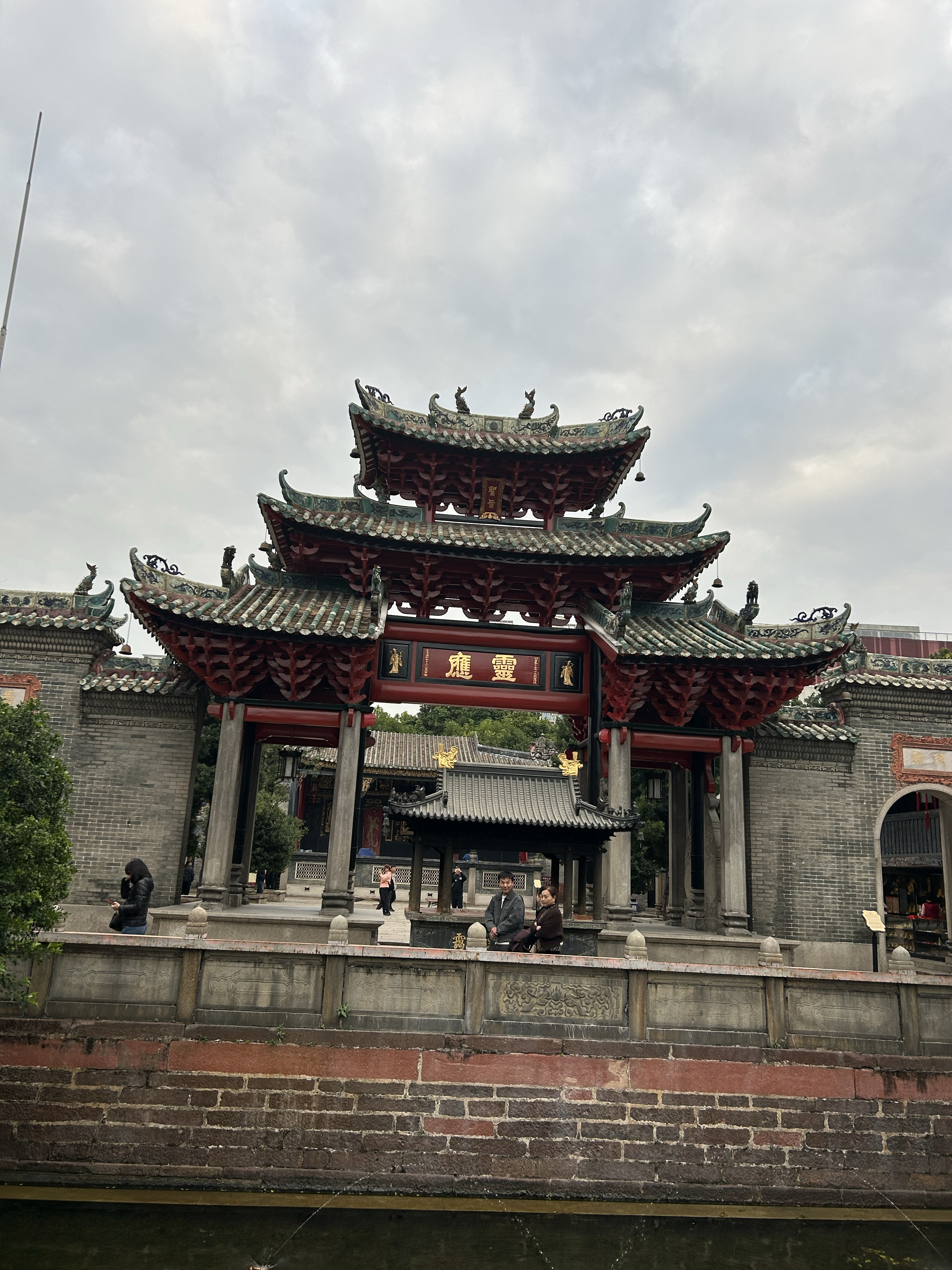 关于寺庙超度能成功吗的信息