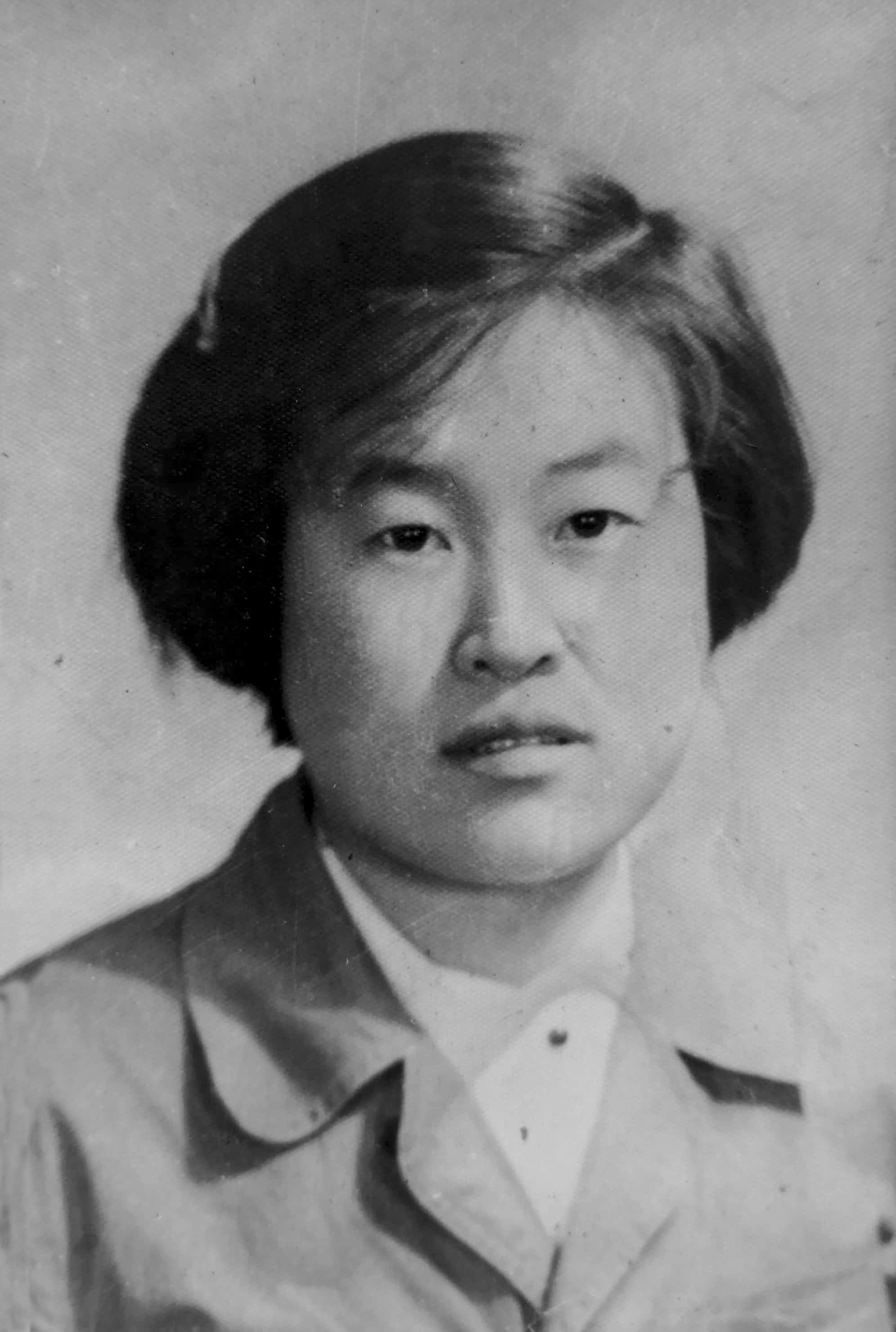 《母亲走后我再也没有能任性发脾气的人》