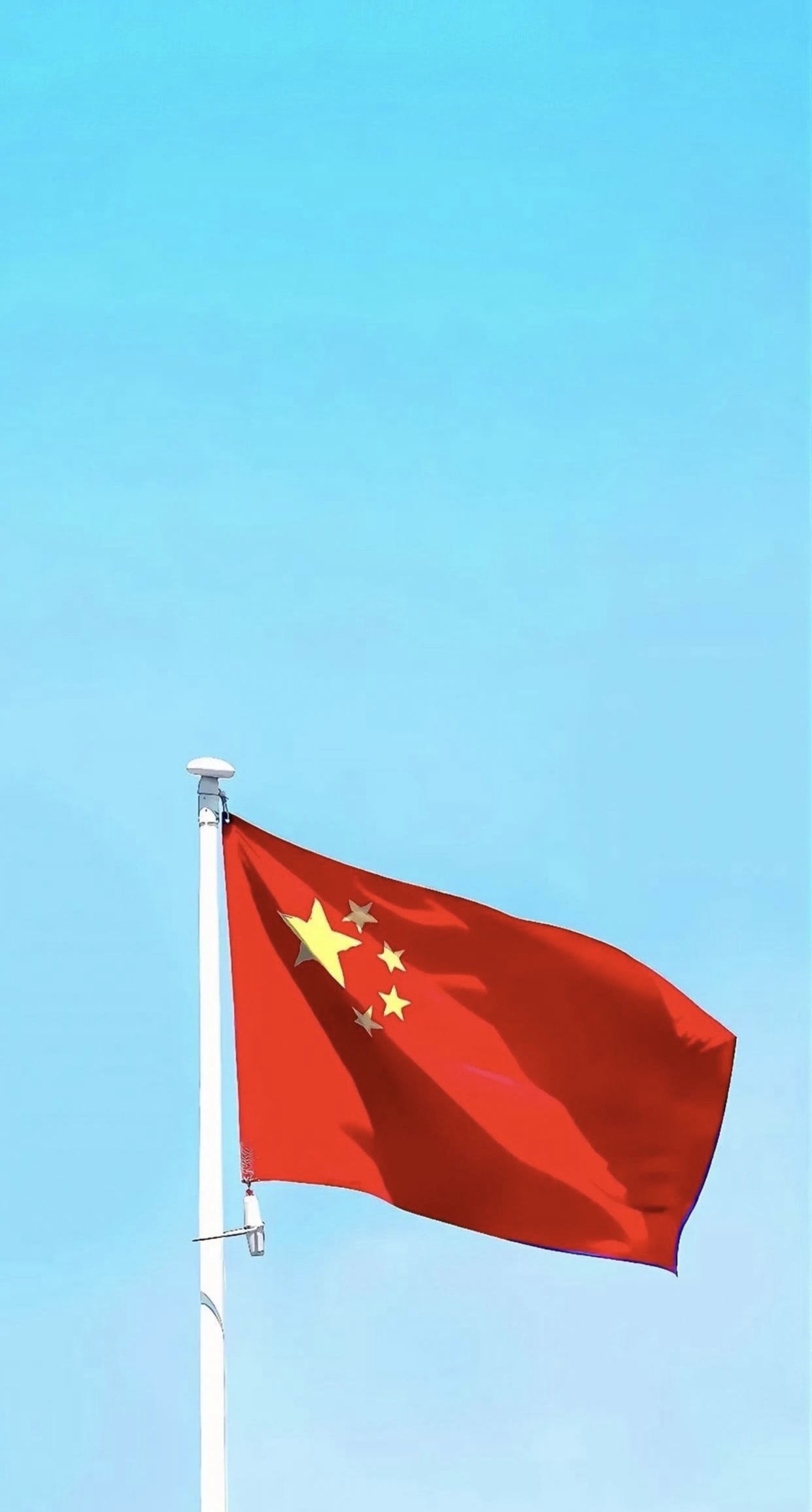 我不明白,现在我们农民顿顿大白馍馍都端上了饭桌,鸡