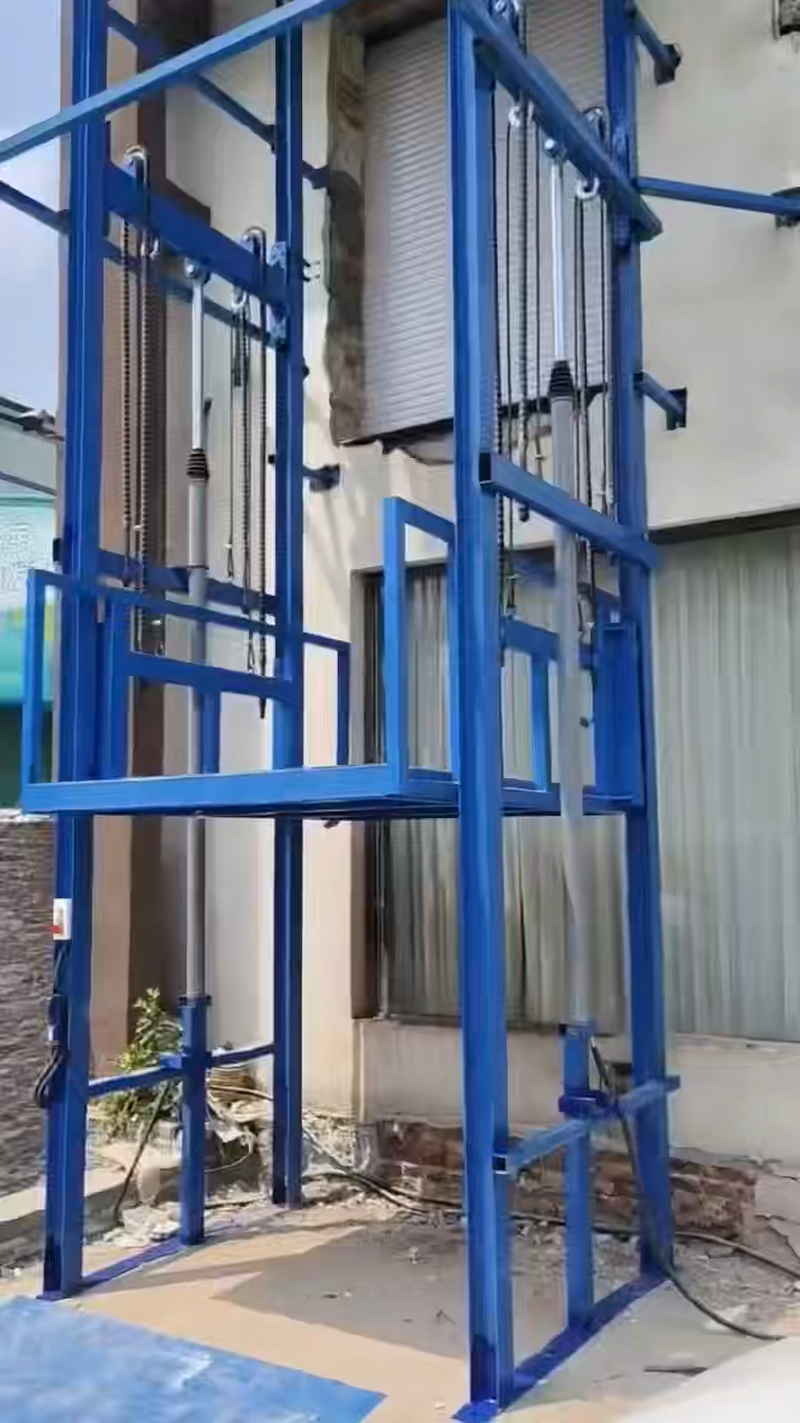 液压货梯