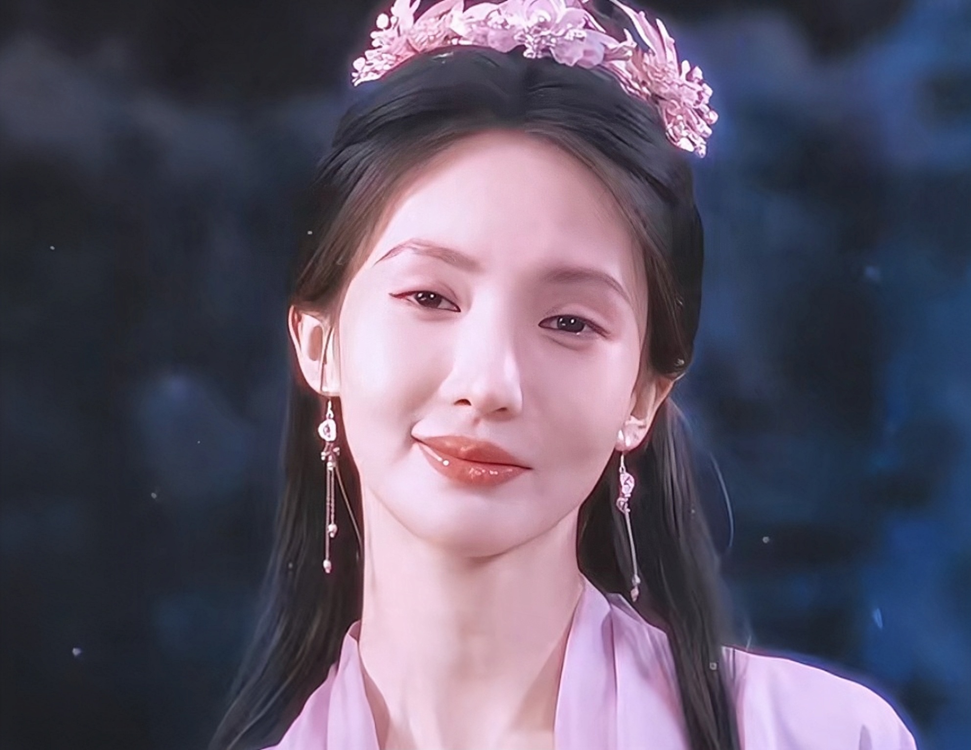 《凡人修仙传》第12集的一段剧情,韩立和南宫婉合作 金晨古装南宫婉