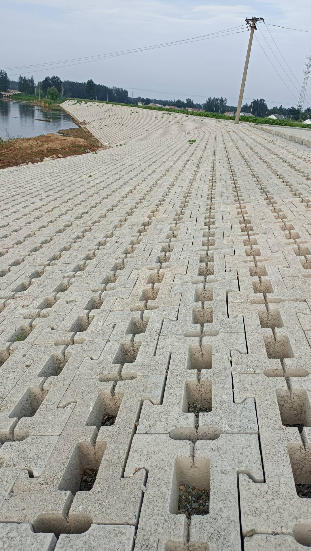 护坡砖的应用场景有哪些