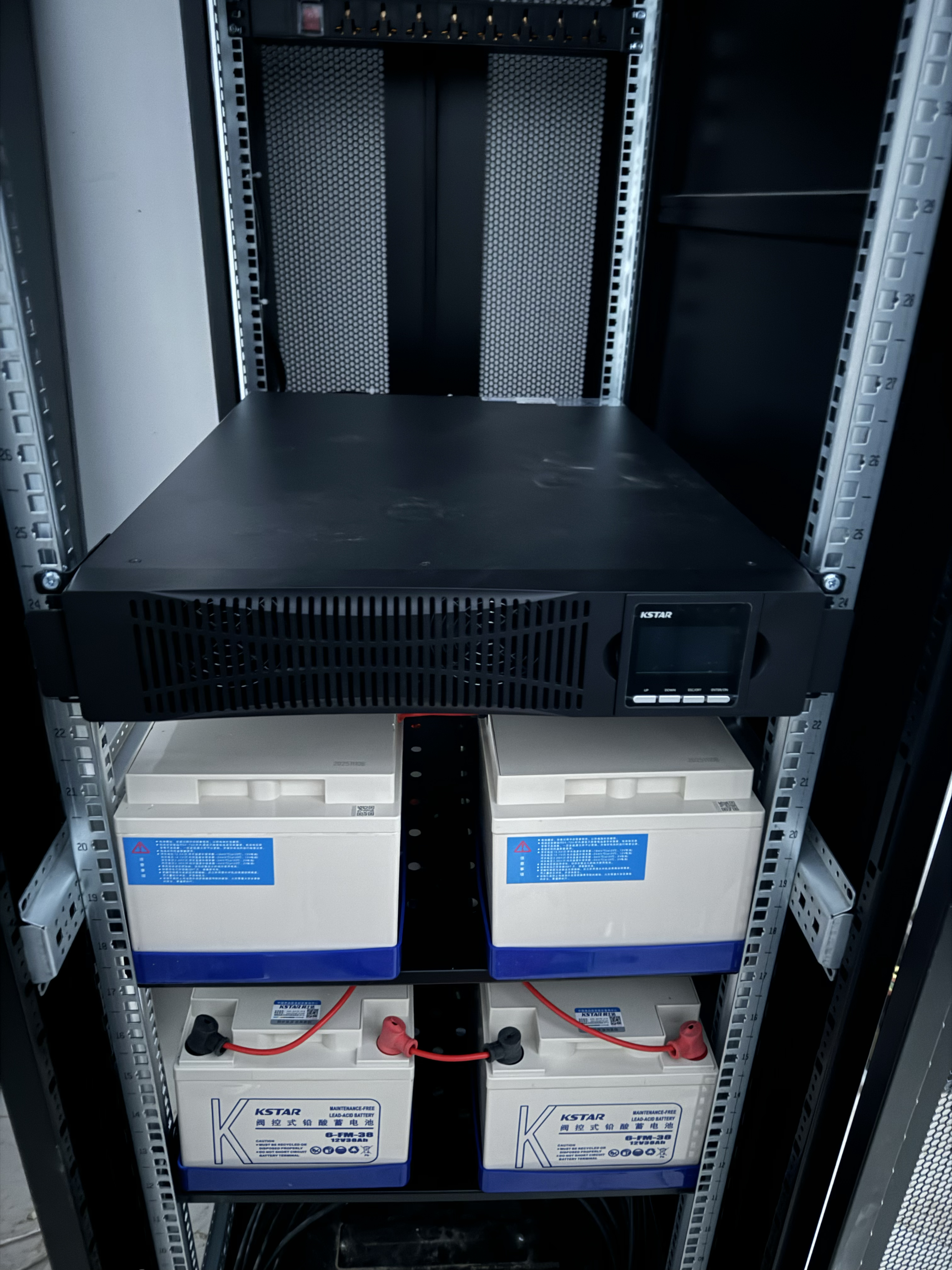 渭南ups电源科士达机架式ups电源西安明威智创安装案例