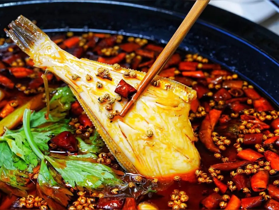 水煮麻辣耗儿鱼,舌尖狂欢你试过没?你的麻辣记忆是什么