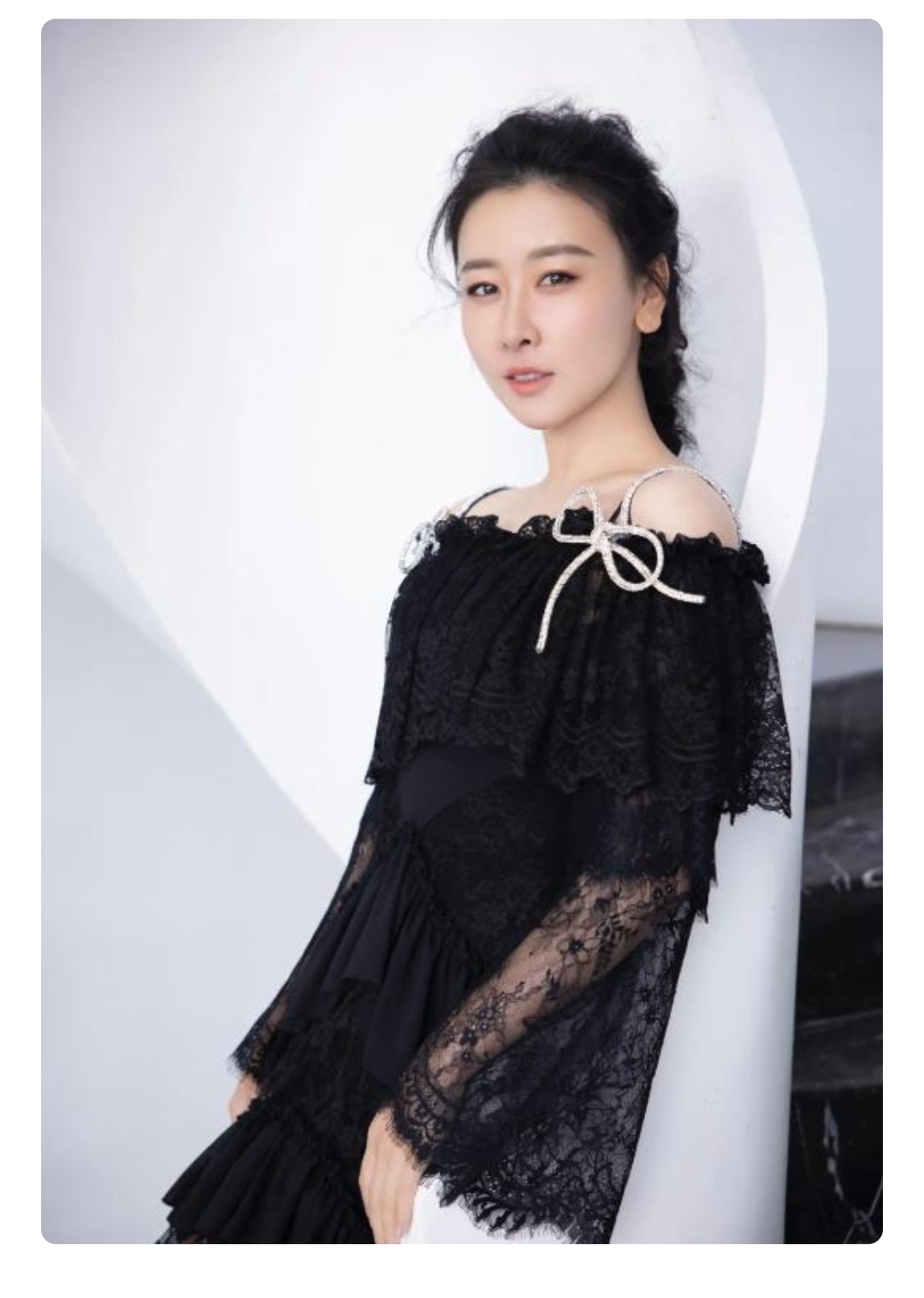 了许多经典电视剧的傅东育也没想到,在《以法之名》中请了一堆老戏骨