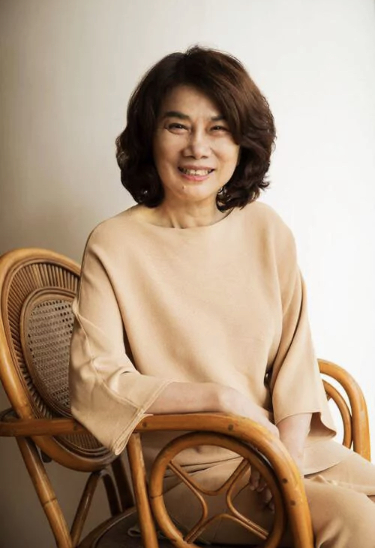 原来大名鼎鼎的格力老总董明珠她竟然