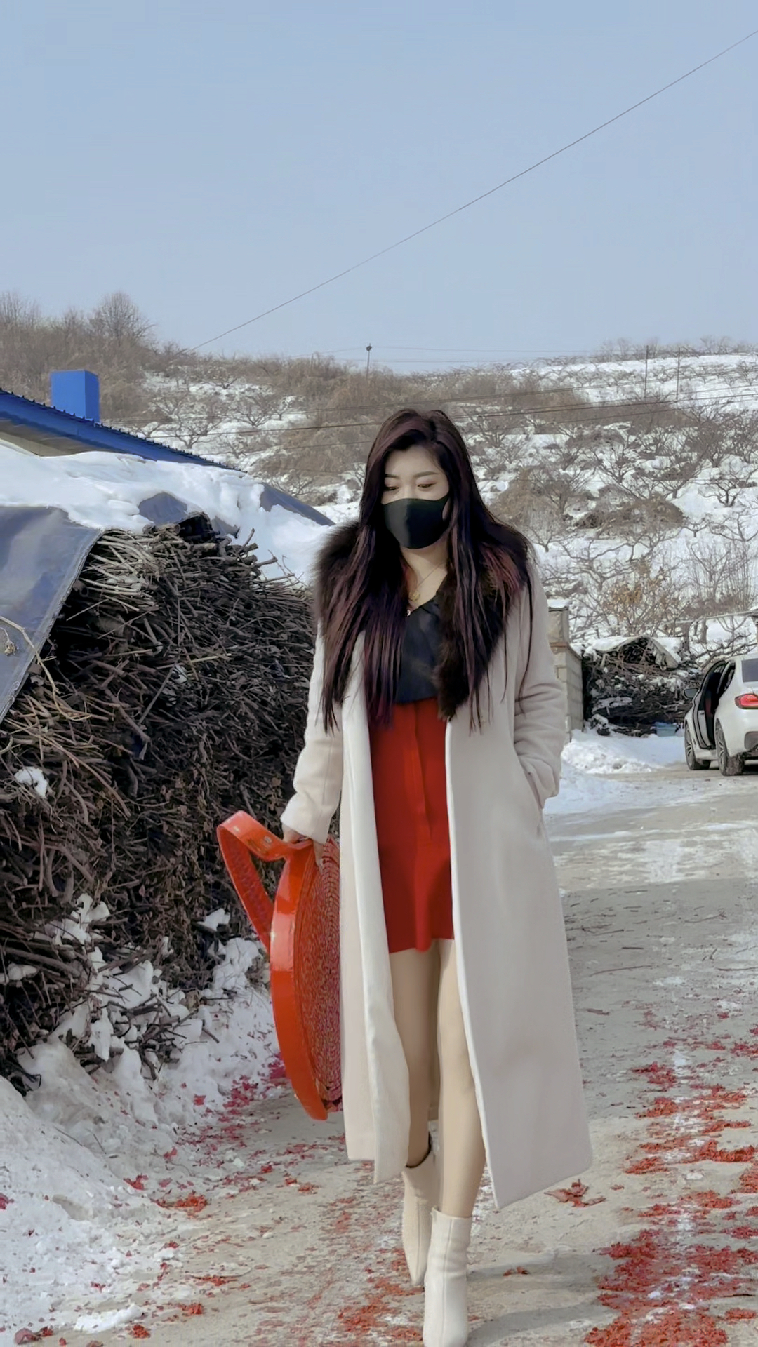 过年放鞭炮,东北妹子没有输过! 鞭炮一响,黄金万两