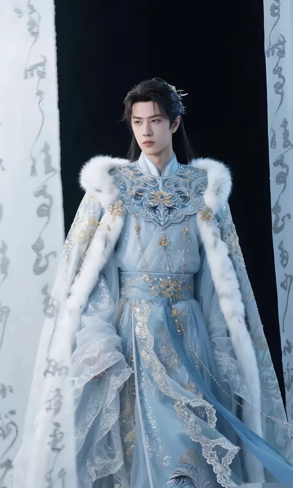 王一博这张脸,简直太绝了!