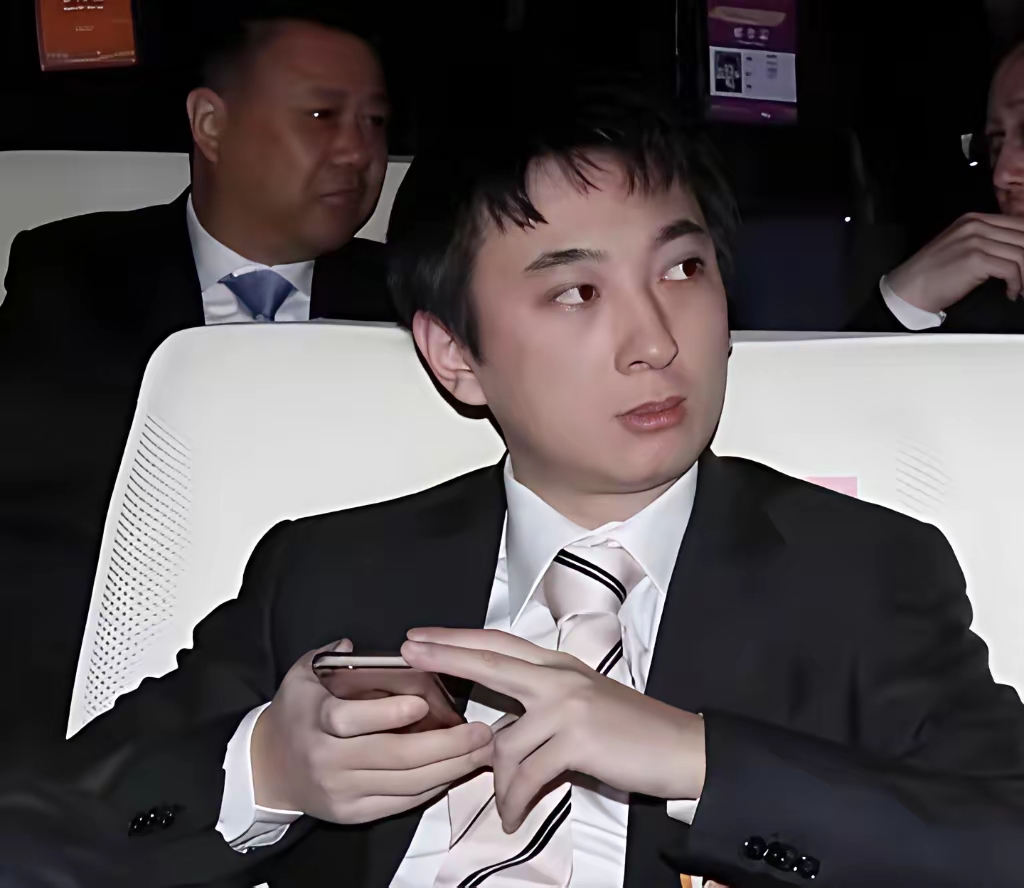 "而王思聪这边则回应:"你要是想好了我也不阻止你!