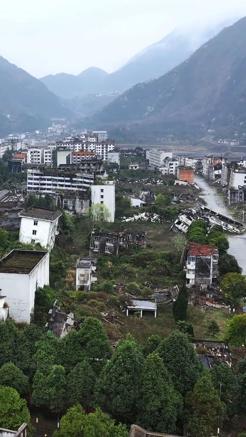 这里的人们离开已经17年了,汶川地震北川老县城#512
