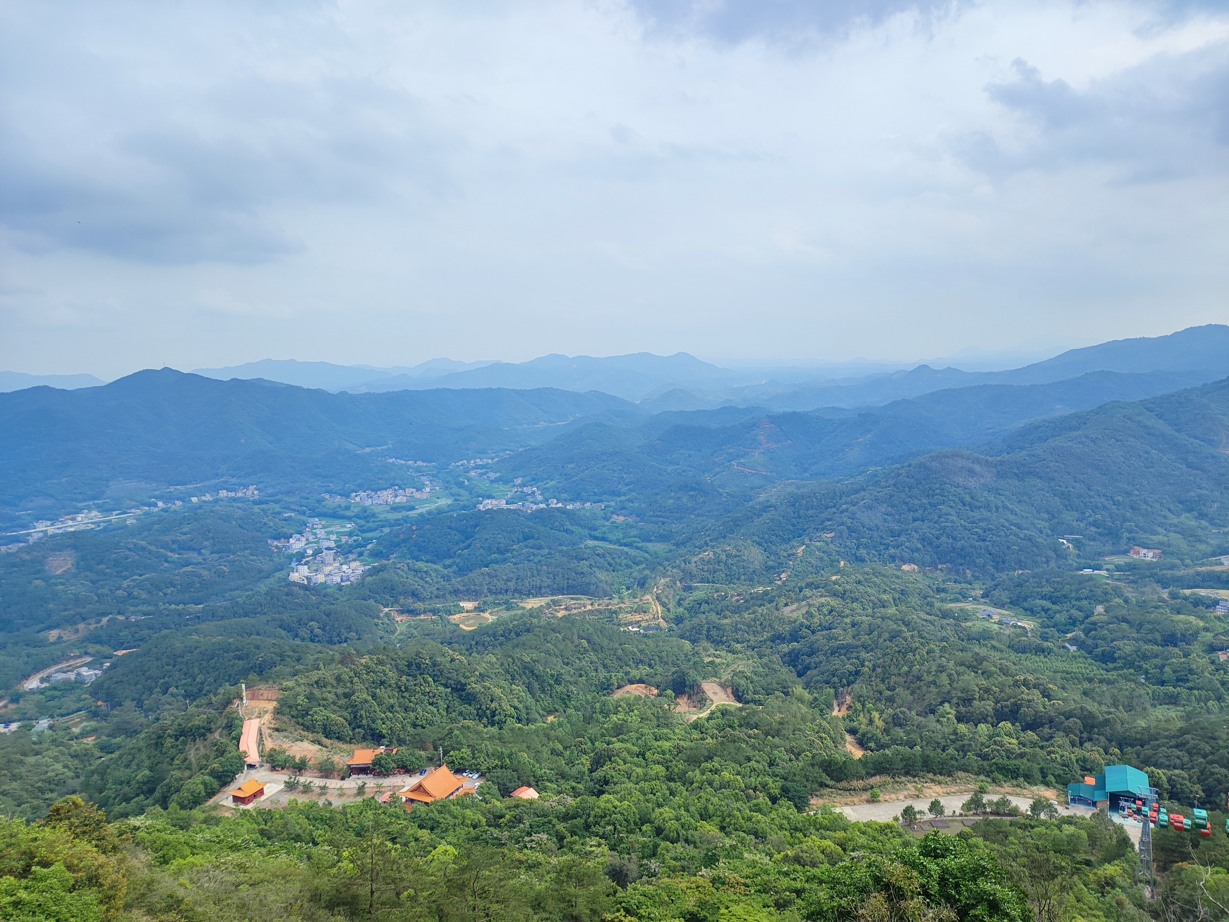 爱意其实是一种感觉,是别人给不了的, 不可替代的