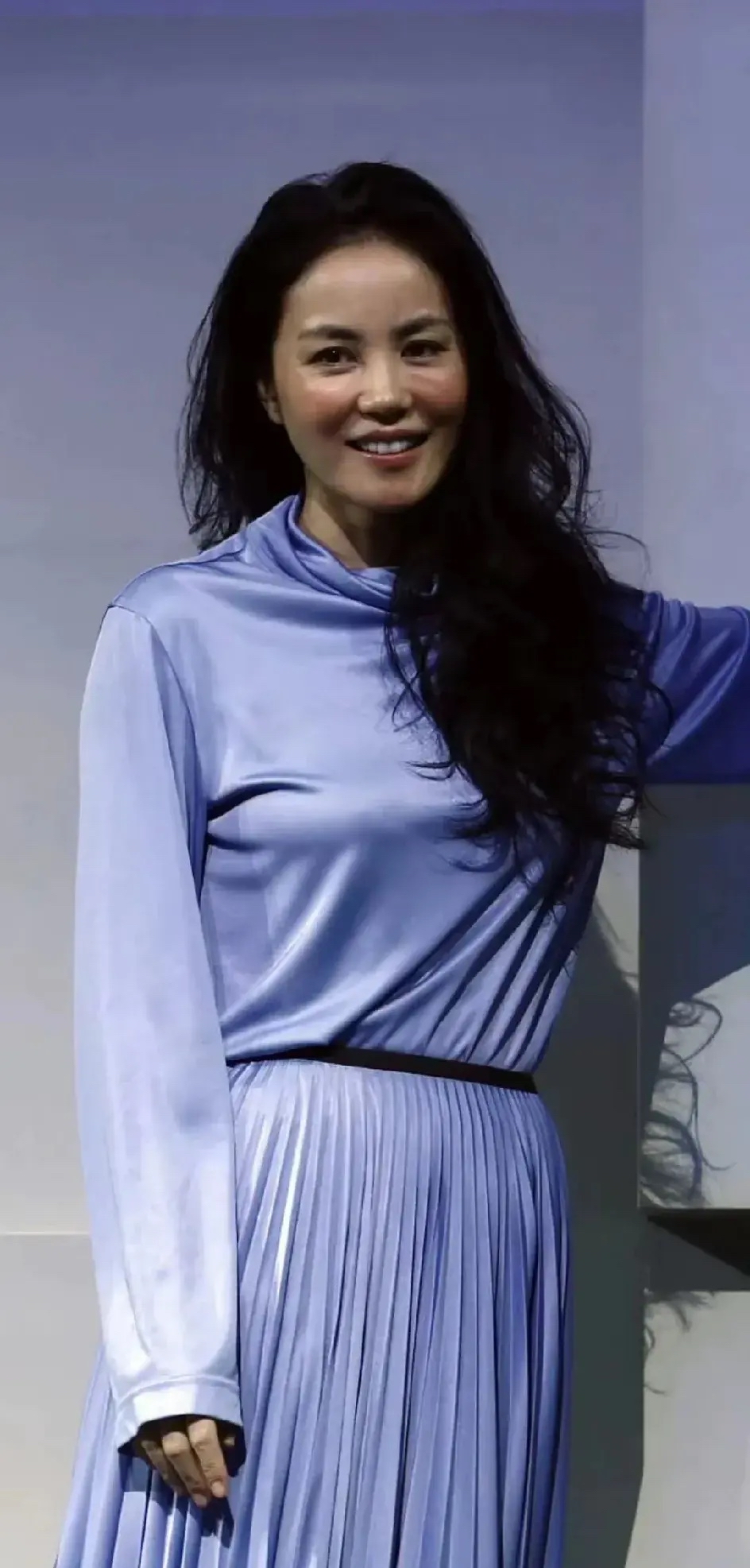 谢霆锋的现任老婆谢霆锋现任老婆照片谢霆锋现在的妻子是谁谢霆锋老婆