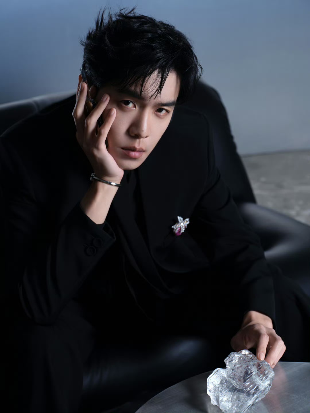 张若昀鼻头一颗痣,好销魂