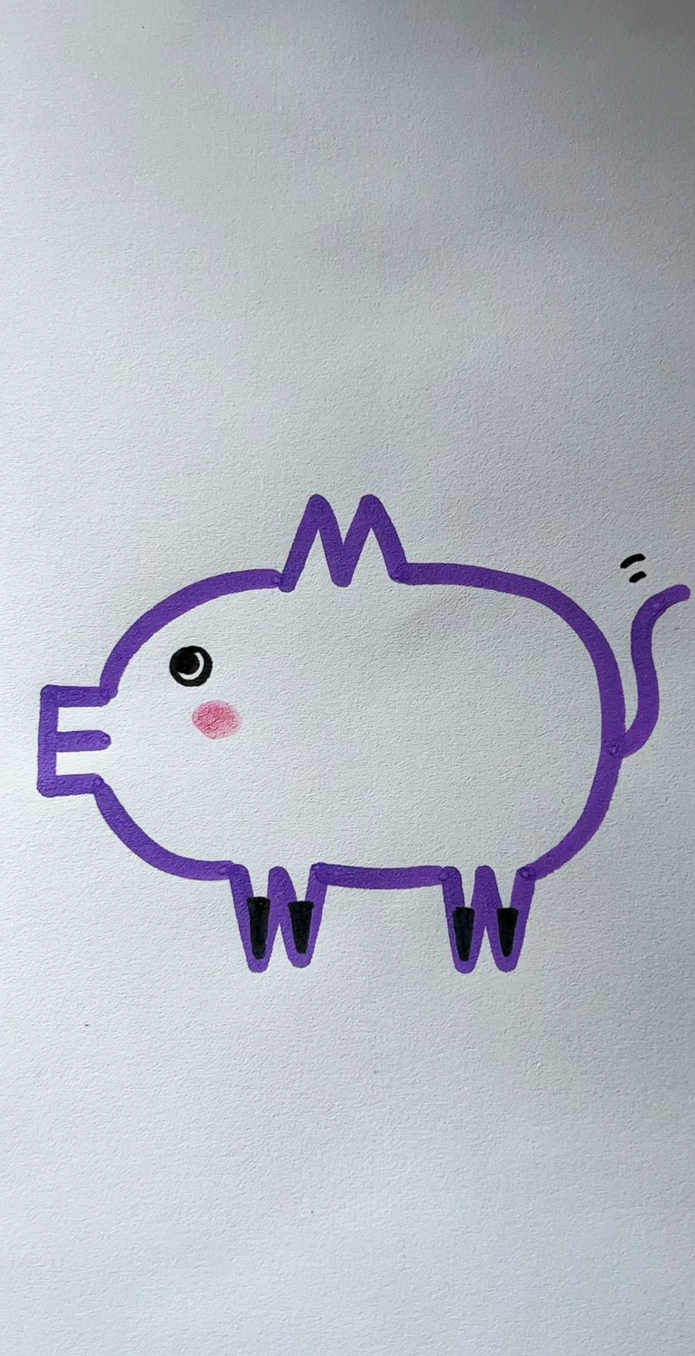 用字母e m 和w画小猪