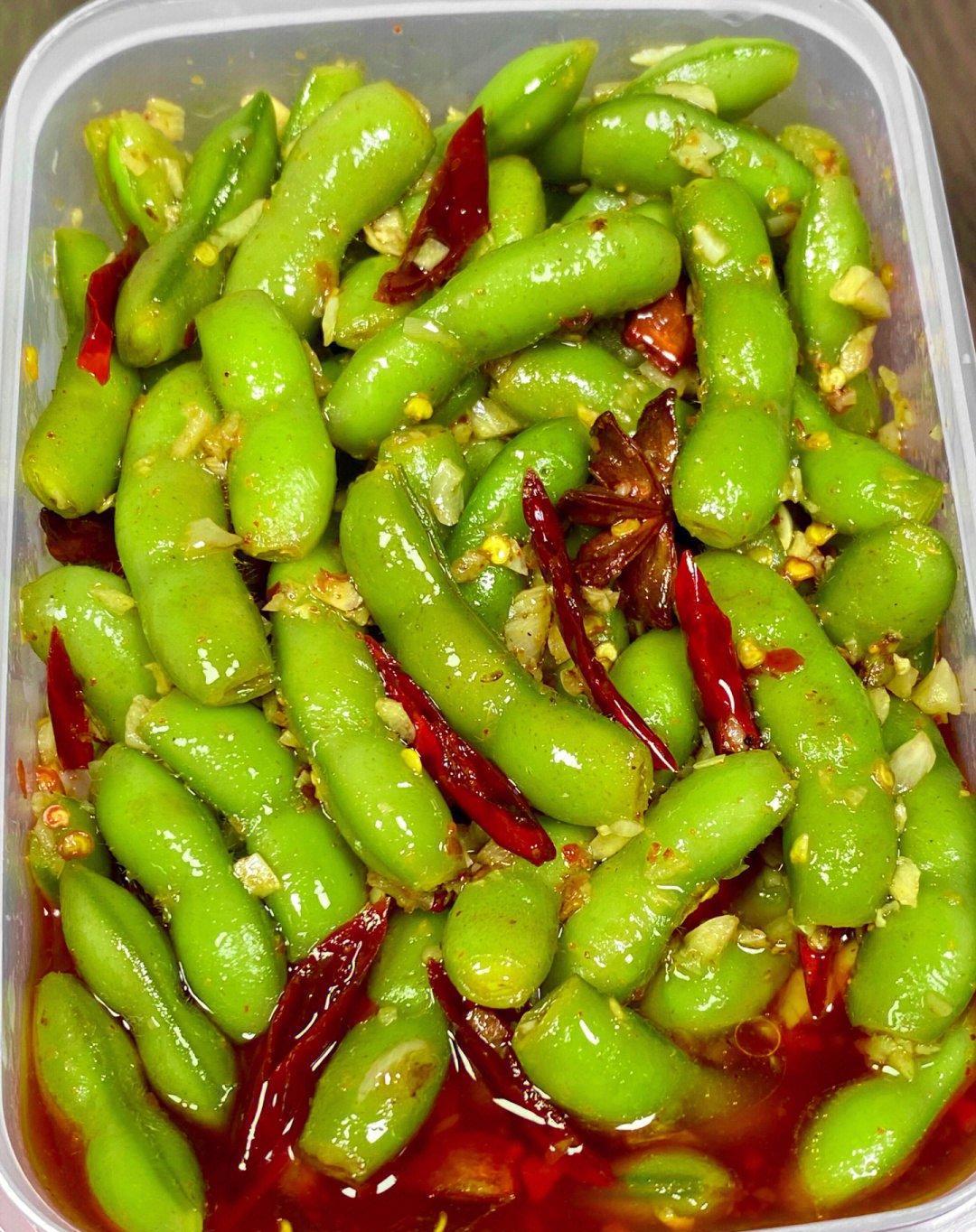 还没有吃过这个配方的凉拌香辣毛豆你们一定要去试试看真的绝了