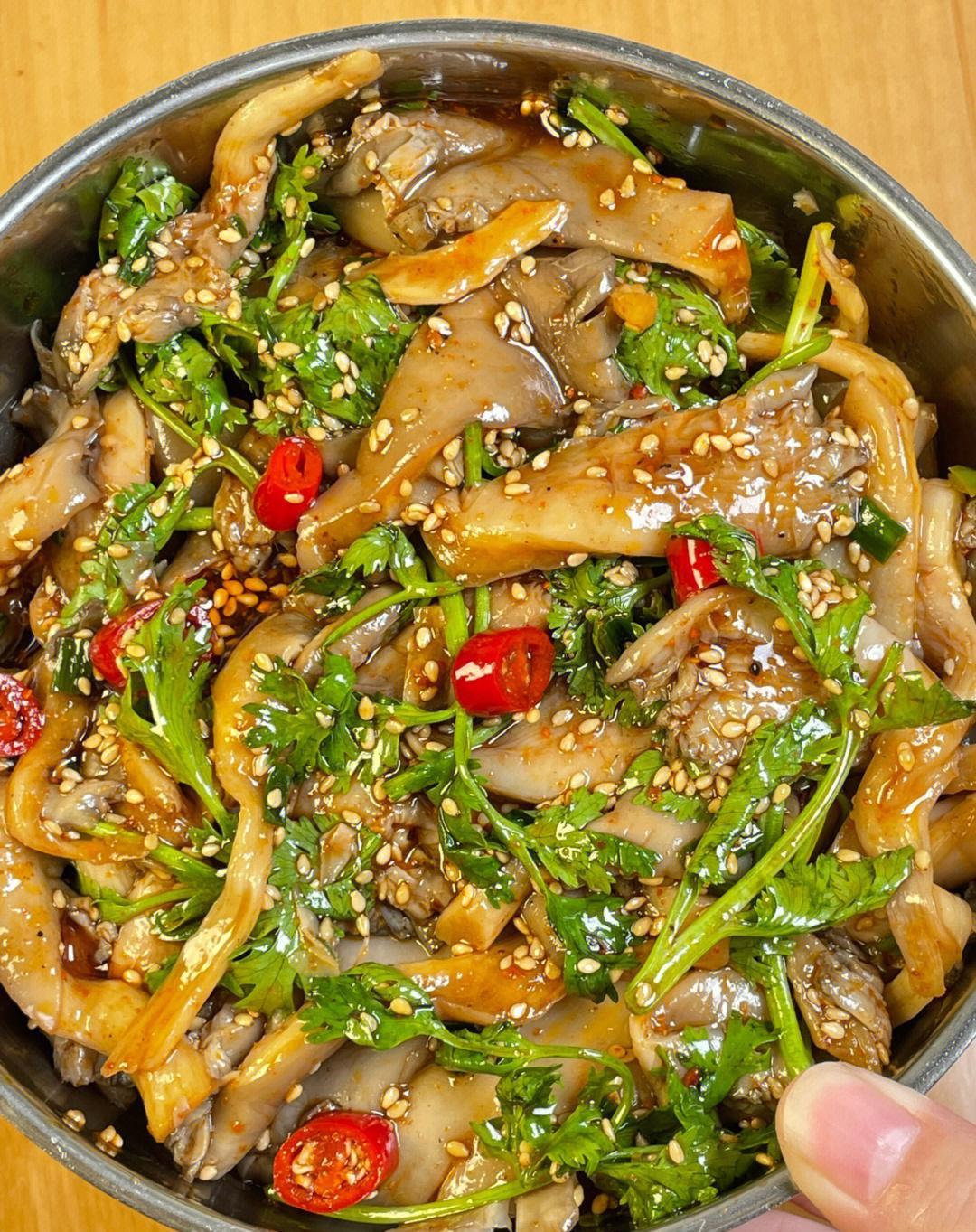 拿肉都不换的凉拌平菇