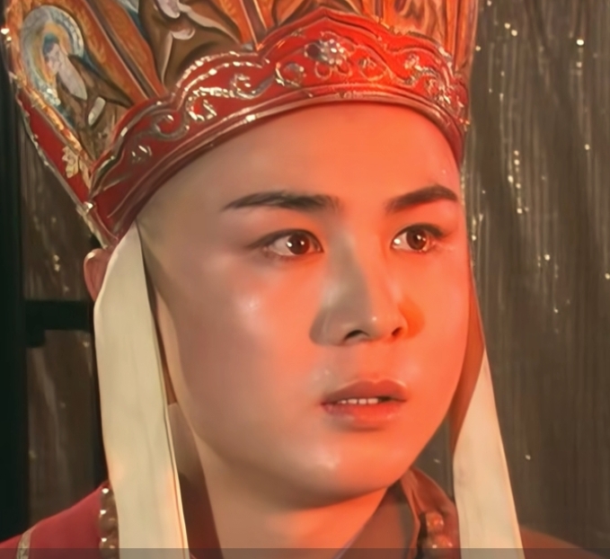 在《西游记》的漫漫取经途中,女儿国一难无疑是最具温情与暧昧色彩