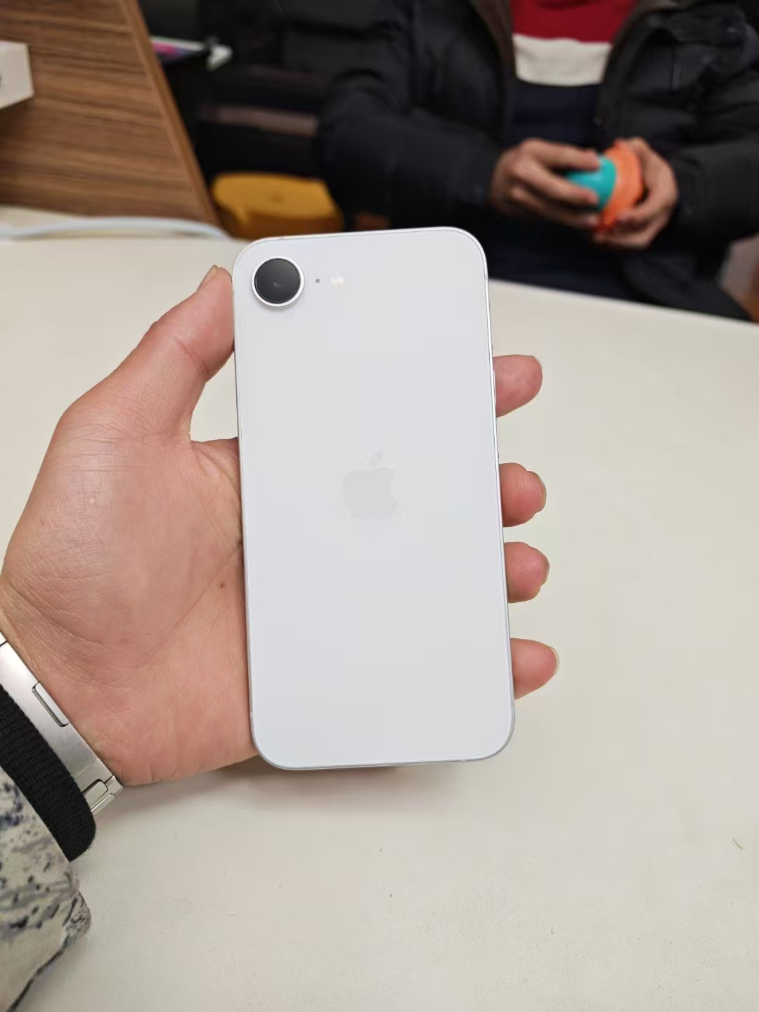 兄弟们技术解决了iphone xr还能继续改装