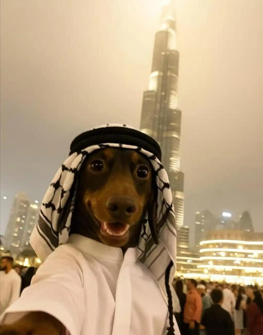 中午请朋友吃饭结账410元我正要交钱同事有事先走了