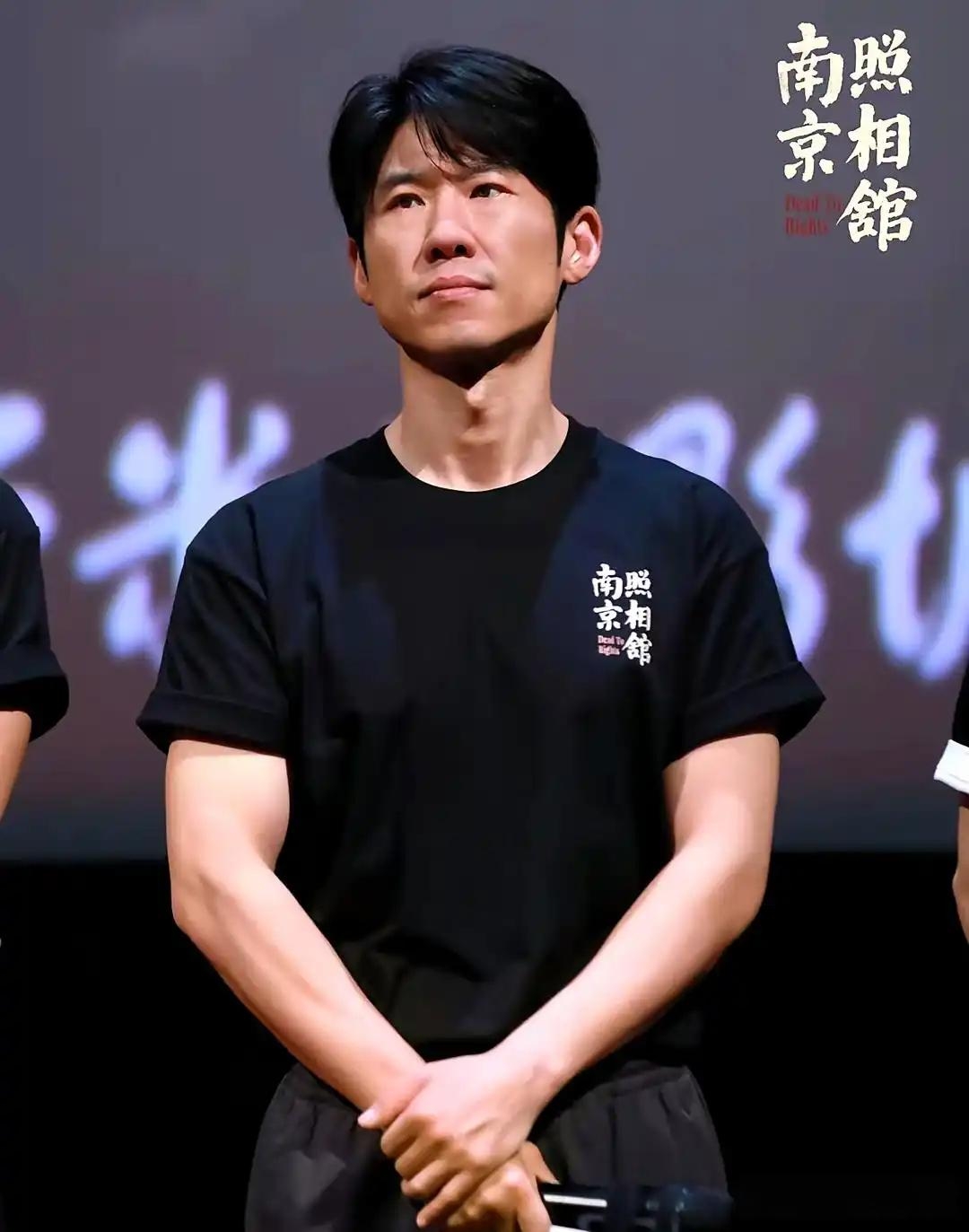 我敢打包票 王骁以后的路不好走了 明眼人早就看出来他 把戏演到了