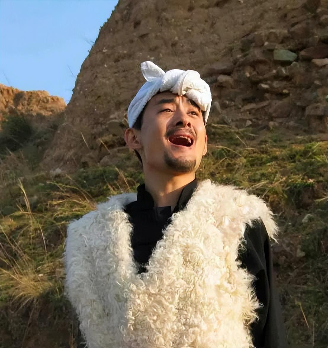 当年火遍大街小巷的歌手,如今有的蹲局子有的出家!