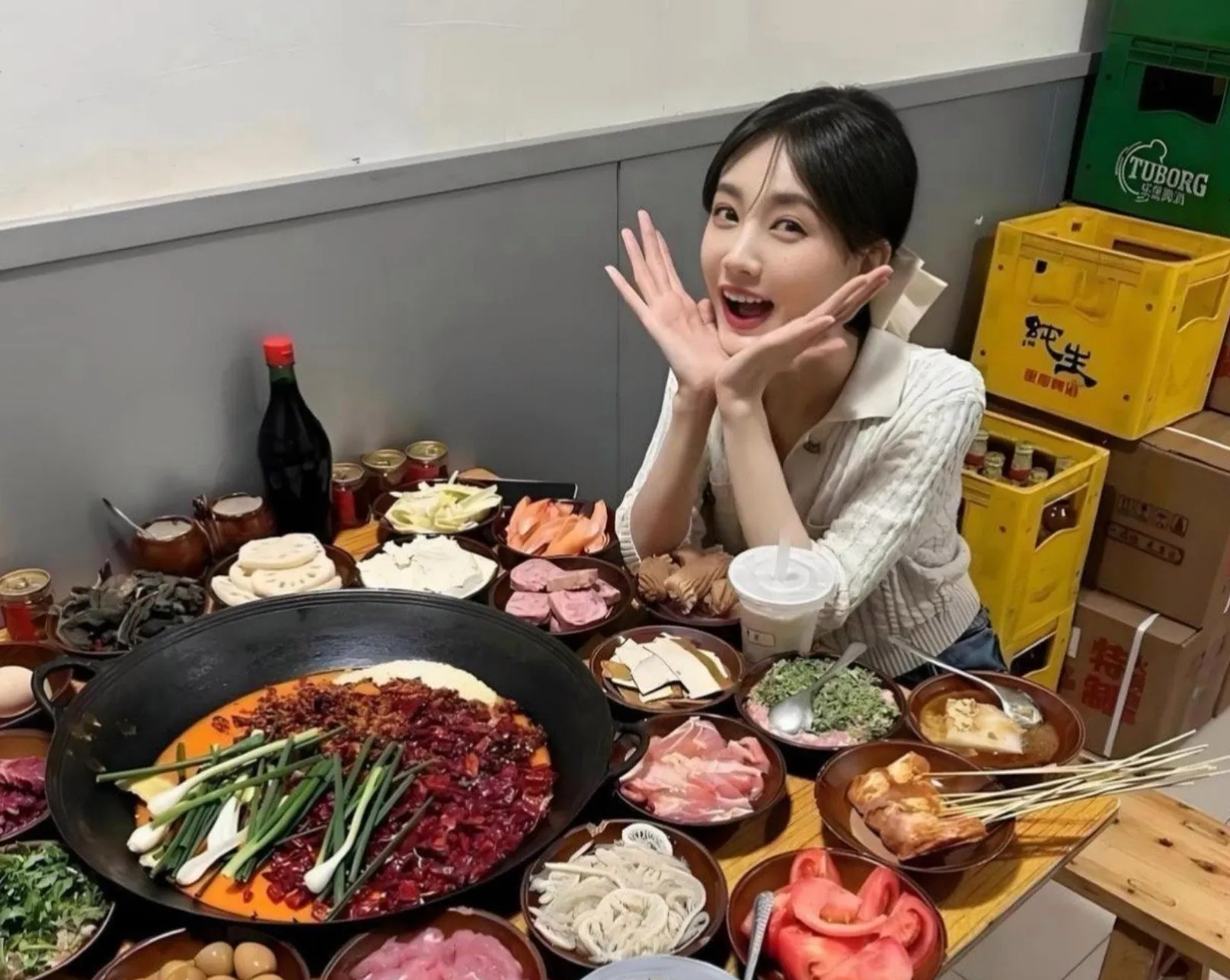 李一桐,1990年9月6日出生于山东济南,毕业于北京舞蹈学院