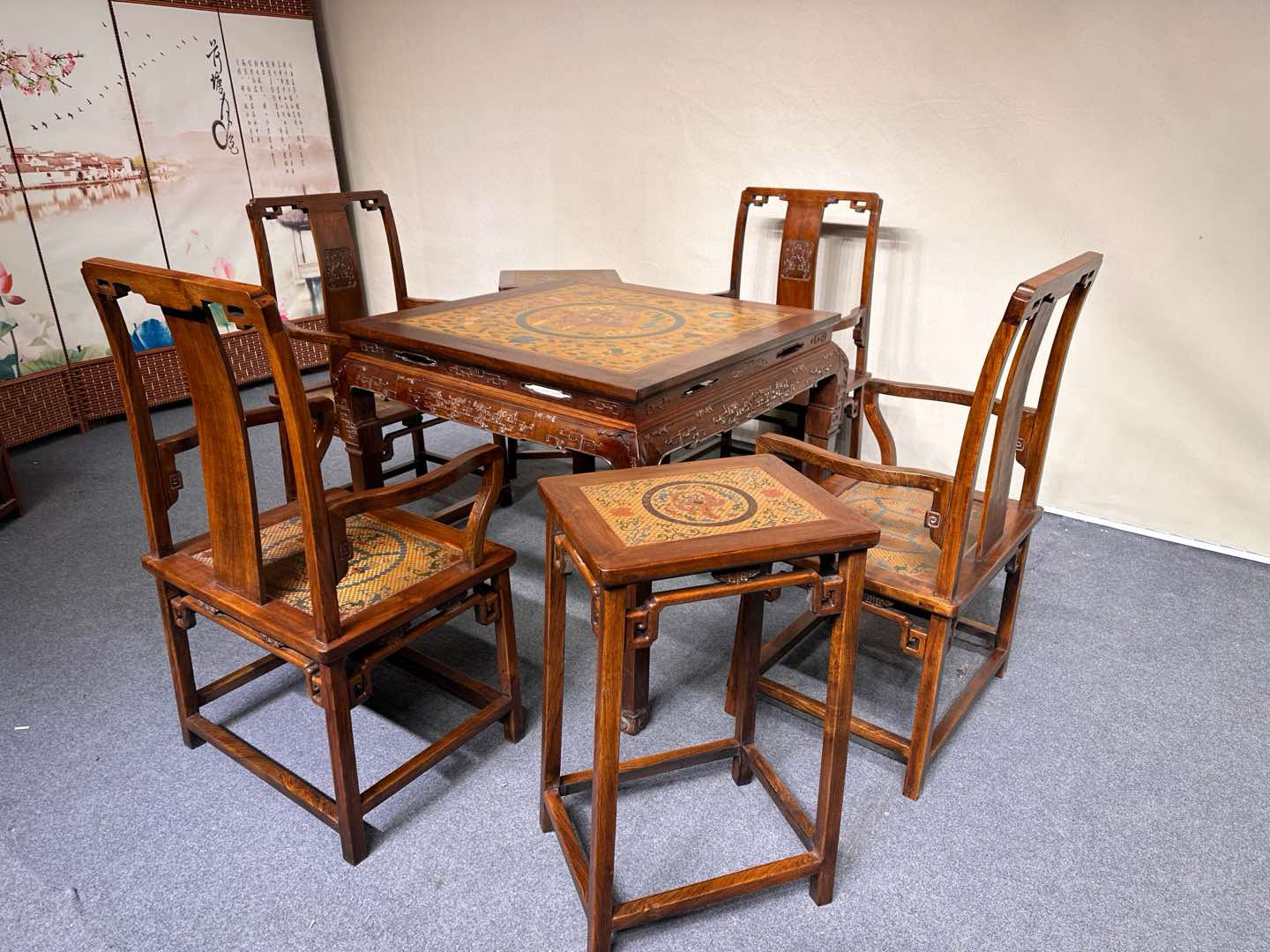 黄花梨木八仙桌七件套