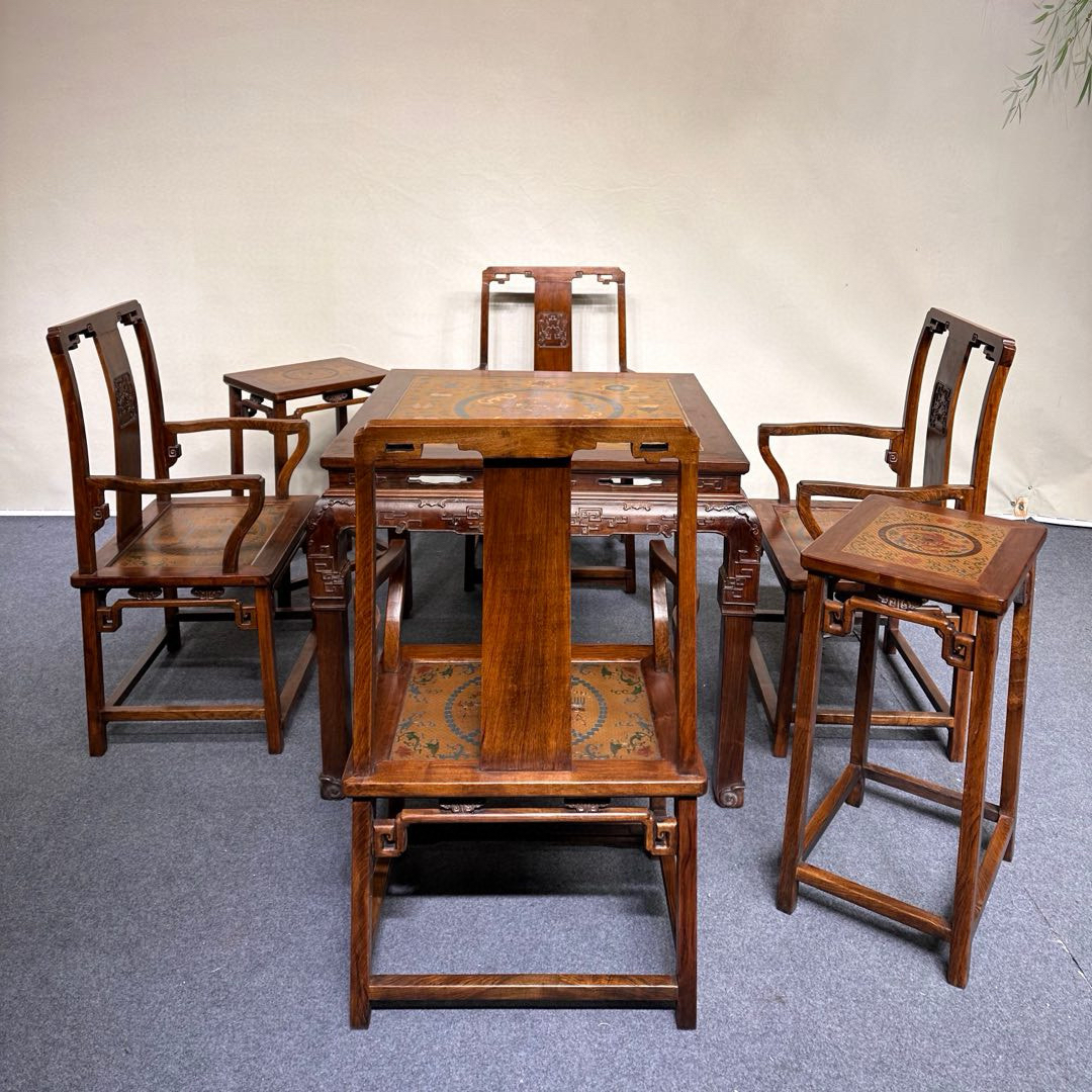 黄花梨木八仙桌七件套