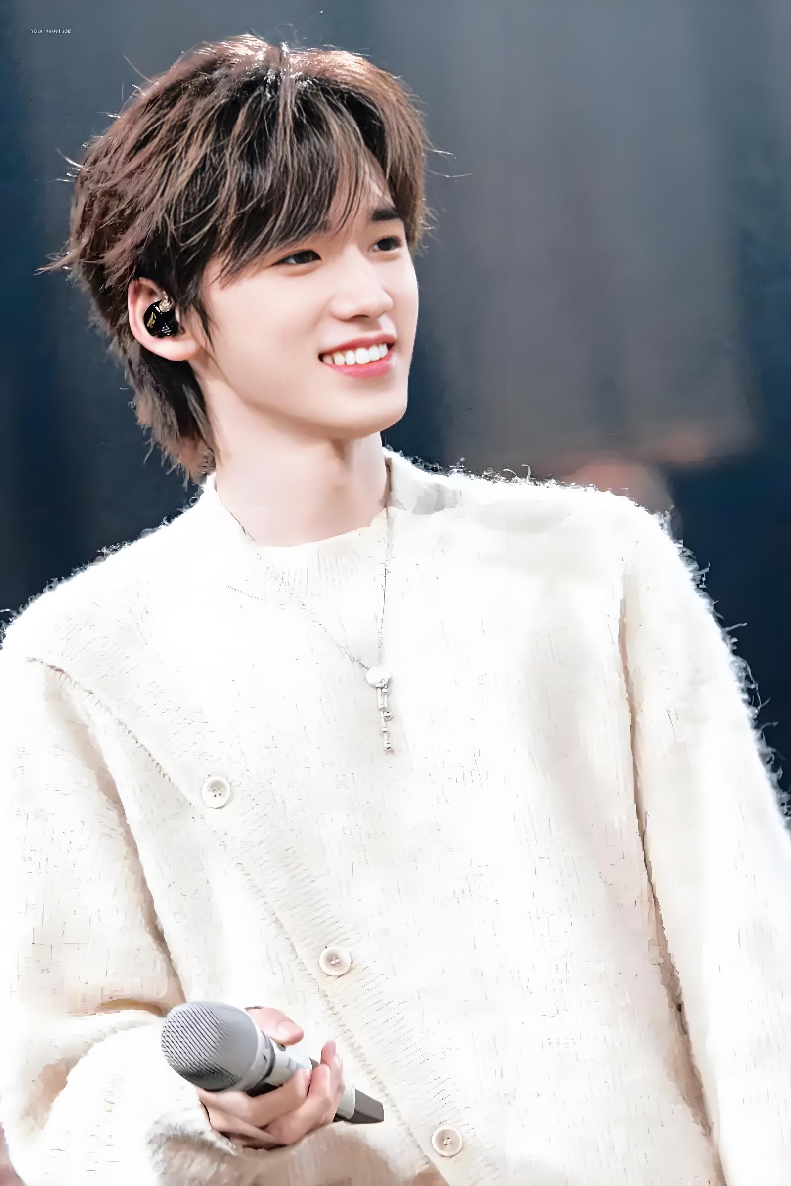 宋亚轩,时代少年团里超亮眼的存在