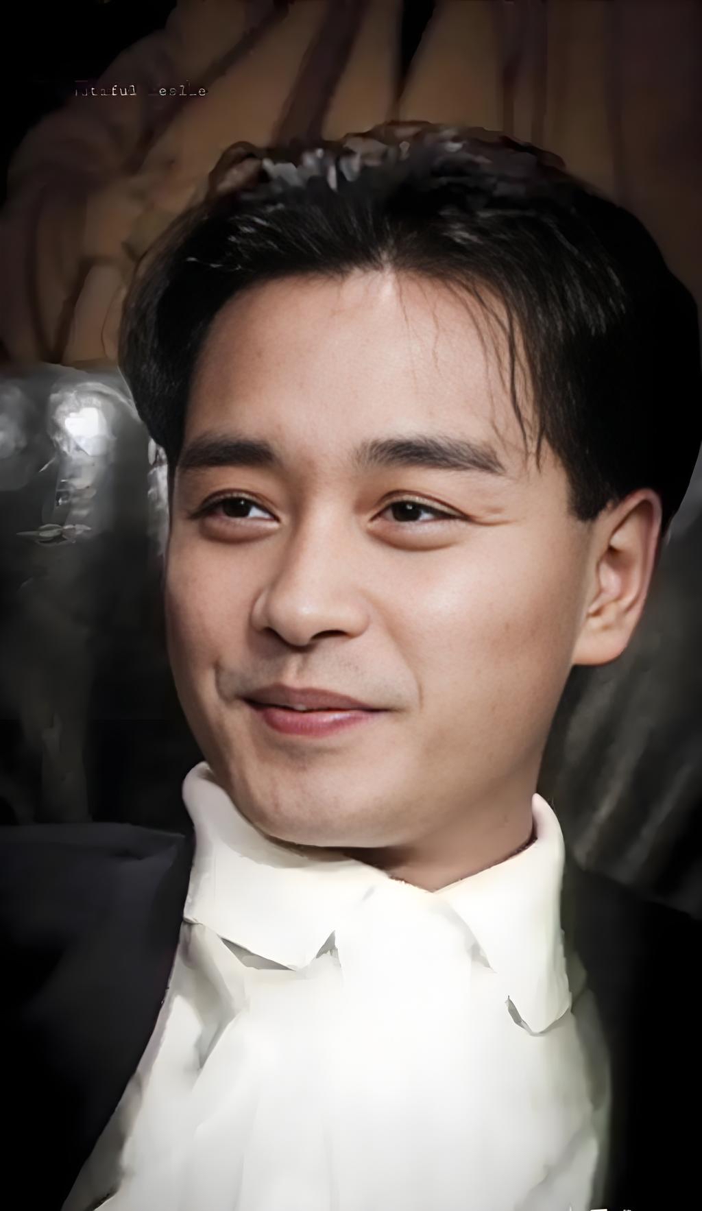 张国荣,是华人娱乐圈永远的传奇