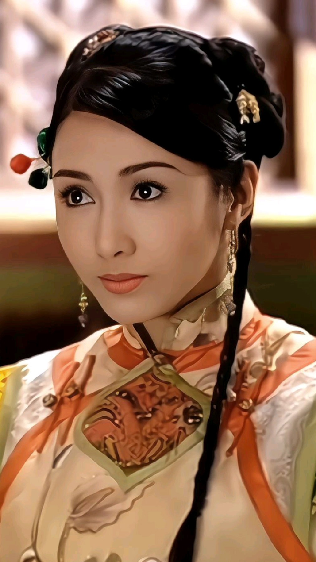 玉莹贵妃华服转身封神!当年谁没被这幕震慑?