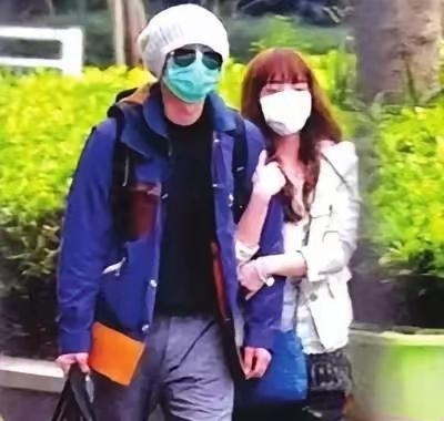 文章去看望姚笛,这也太明显了,都被爱情冲昏了头脑,在户外如此亲密