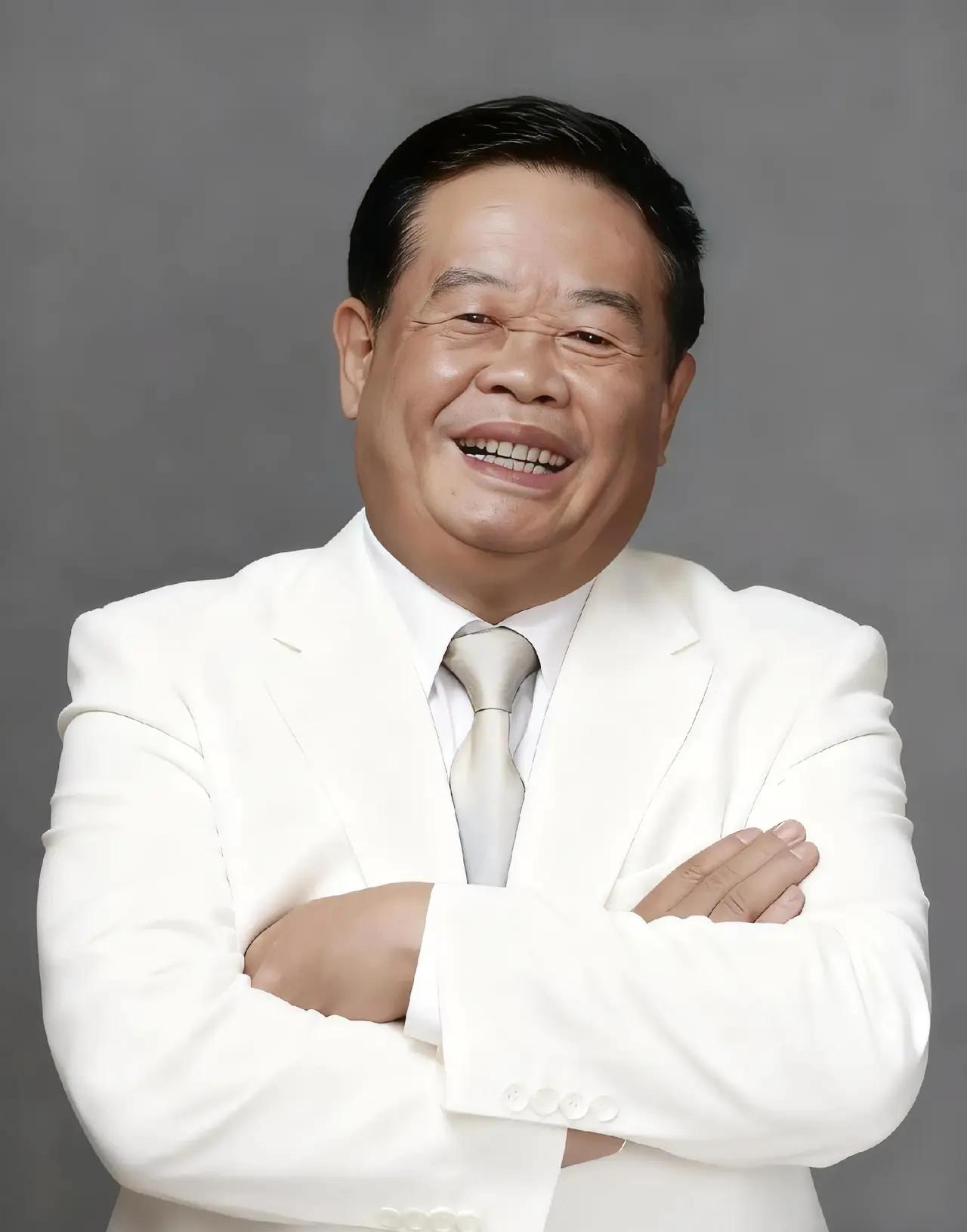 宗馥莉接班的事可把一群老企业家给吓坏了曹德旺交班可不想走宗庆后