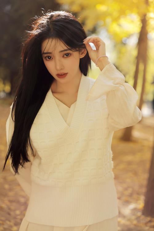 郭嘉语,这位1995年10月27日出生于黑龙江绥化的女演