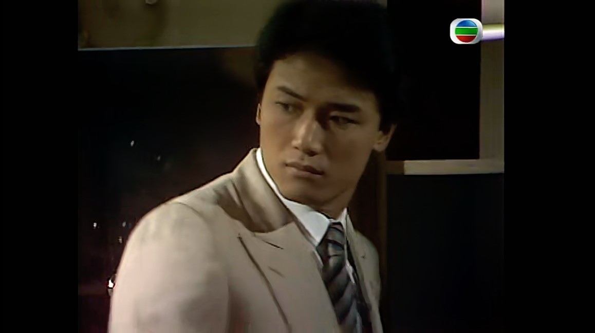 1984年,年轻帅气的苗侨伟