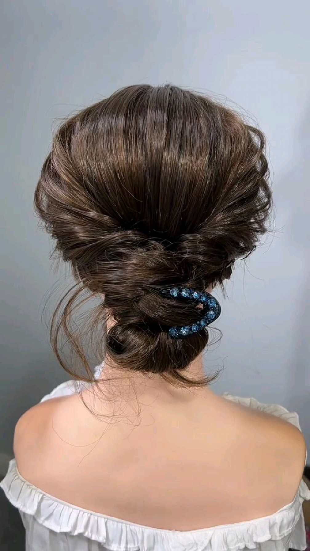 盘发教程,今日分享,手残党也会的一款发型