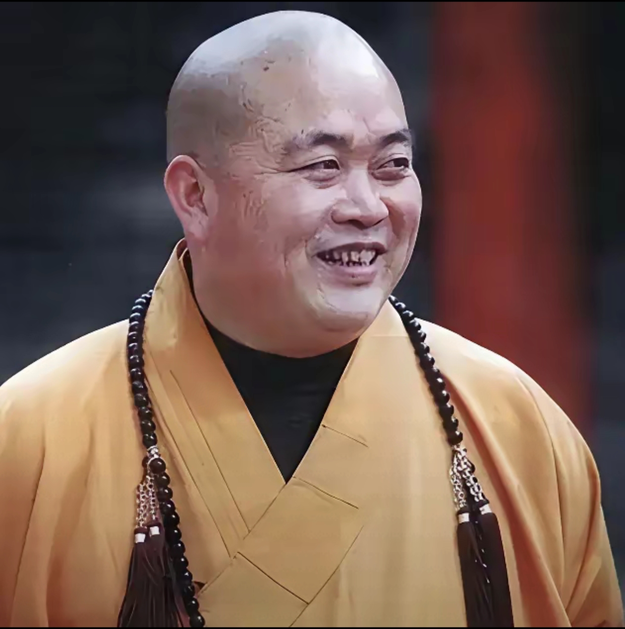 央视挺不容易祸国殃民的败类他们一直都在鼓吹许家印之类的现在